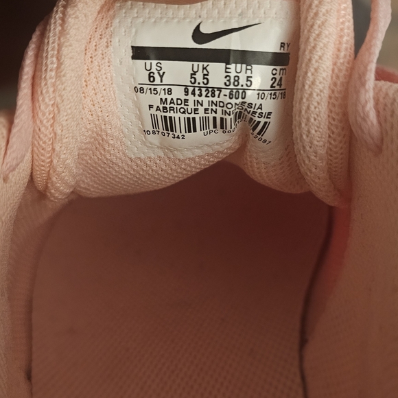 New Nike Flex Experience Rn 7 Girls Run Size 6y B10 - Picture 6 of 6